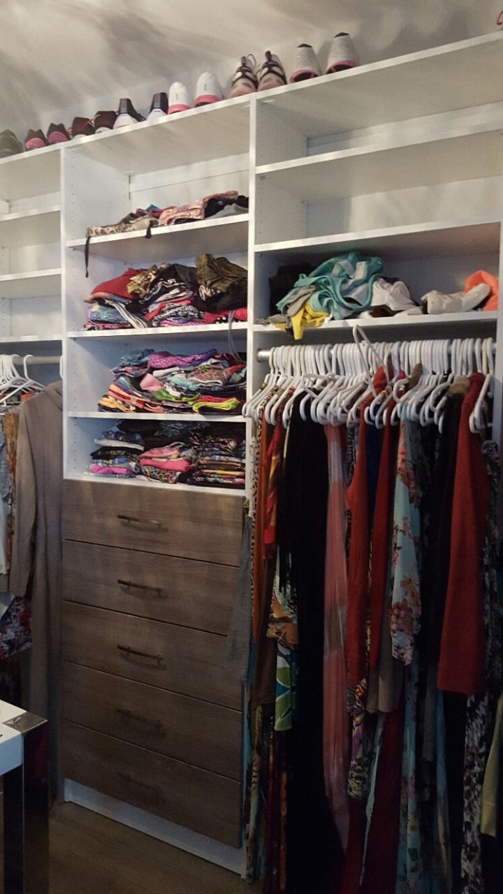 Walk-In Closet 4-1