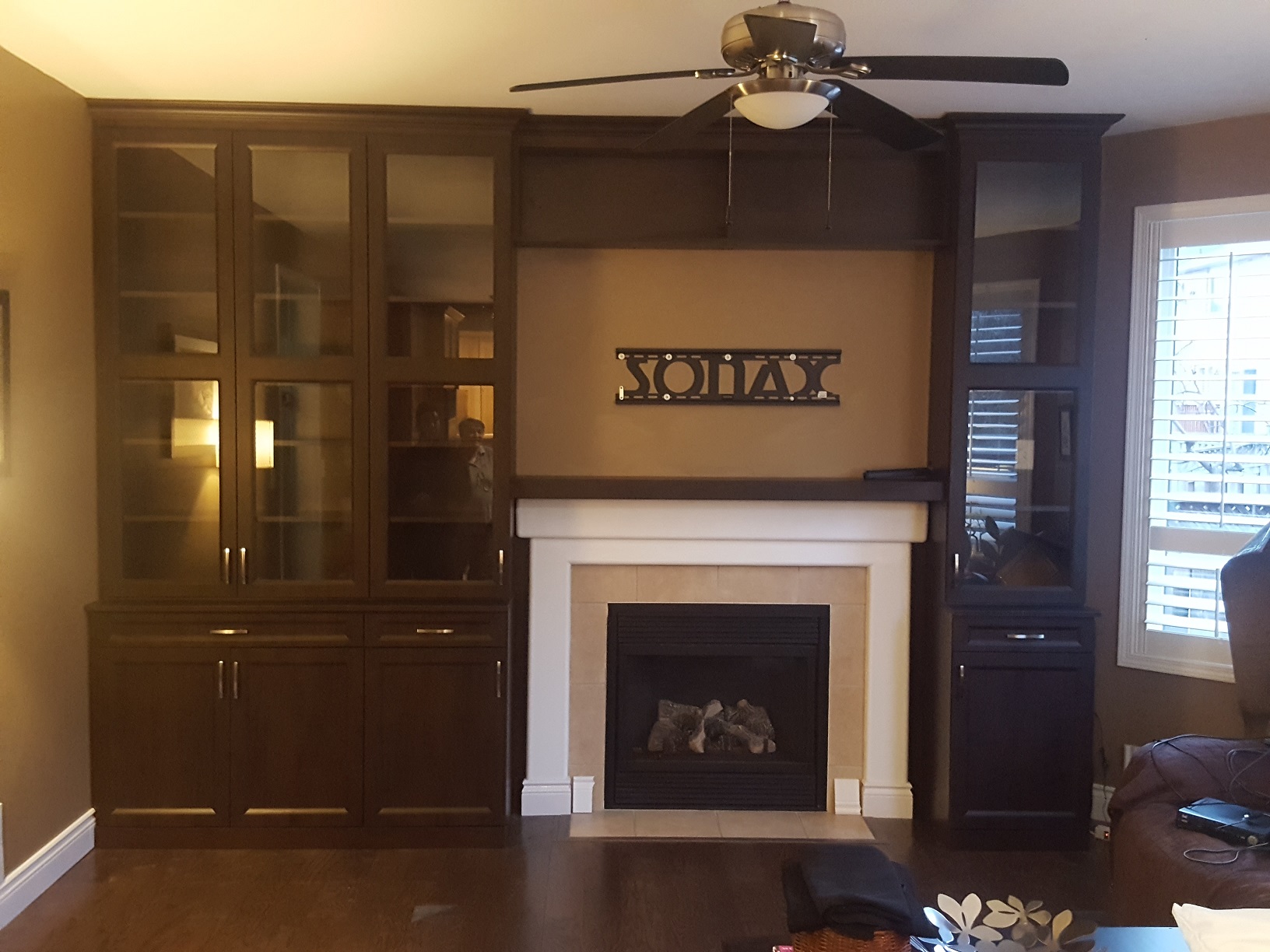 Ent. Fireplace
