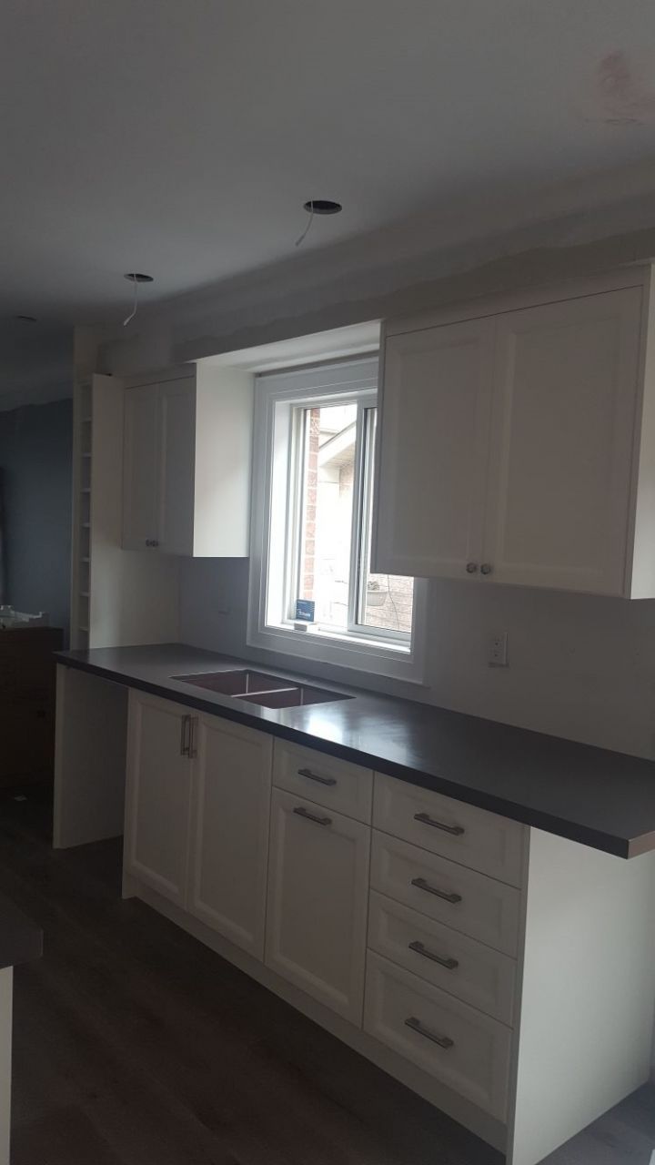 White Kitchen P1